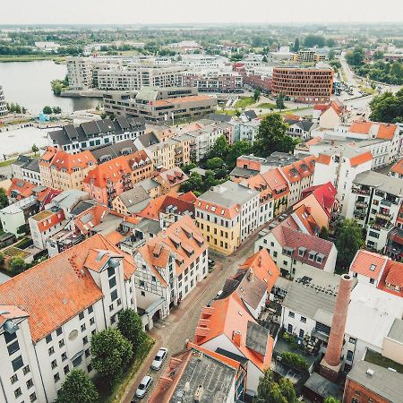 Lieblingsapartment No.10 Mit 2 Schlafzimmern Und Eigener Terrasse Rostock Buitenkant foto