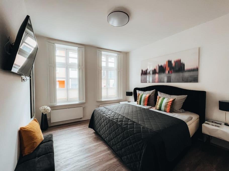 Lieblingsapartment No.10 Mit 2 Schlafzimmern Und Eigener Terrasse Rostock Buitenkant foto