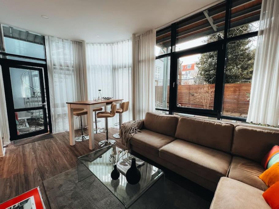 Lieblingsapartment No.10 Mit 2 Schlafzimmern Und Eigener Terrasse Rostock Buitenkant foto
